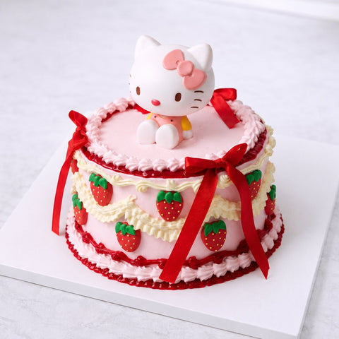 Kitty Strawberry Cake