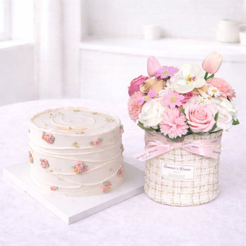 Blush Rosette Swirl Cake