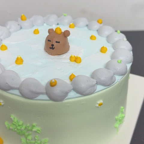 Capybara Onsen Cake